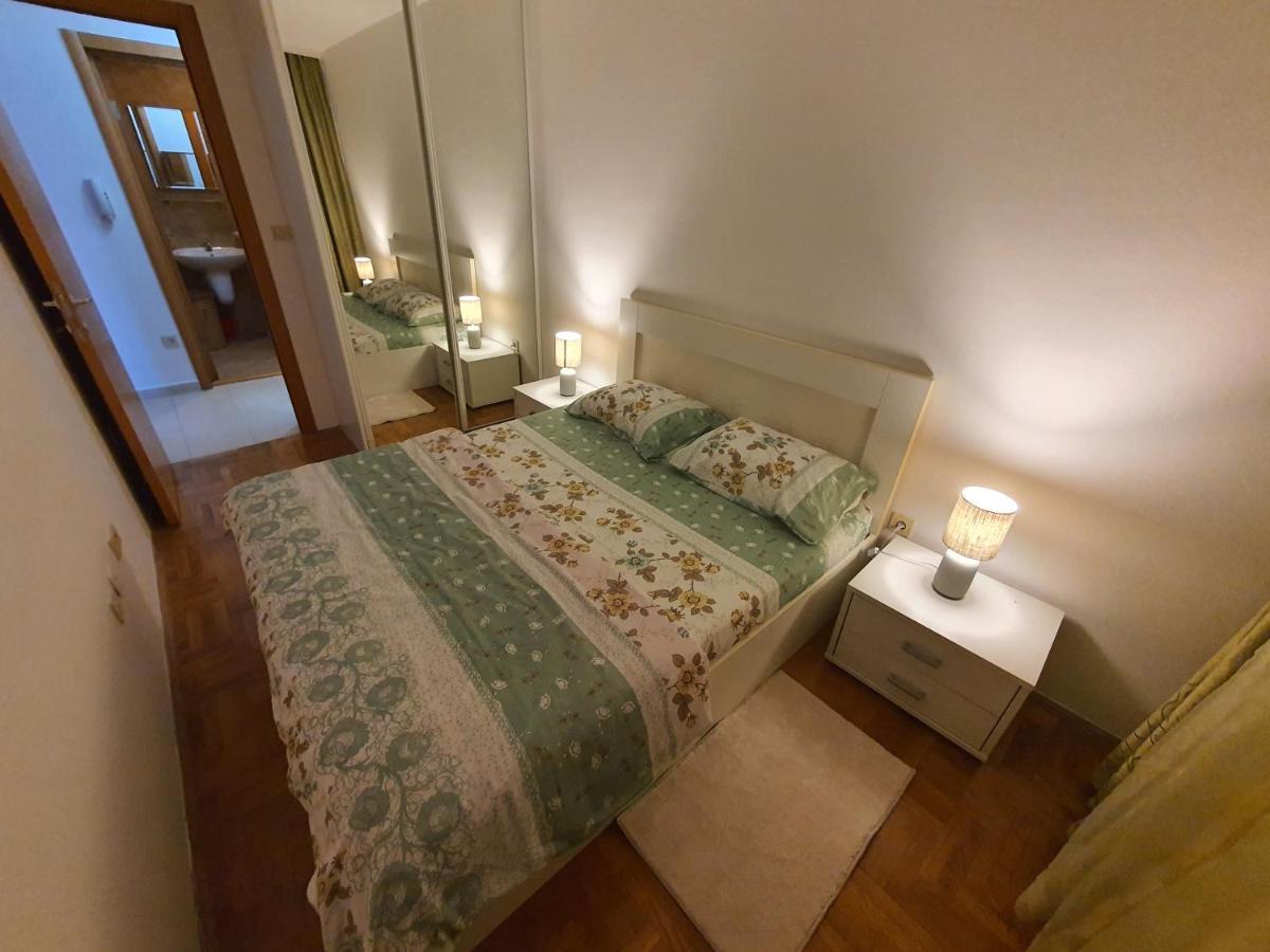 Comfort One Bedroom Apartment Podgorica Exteriör bild